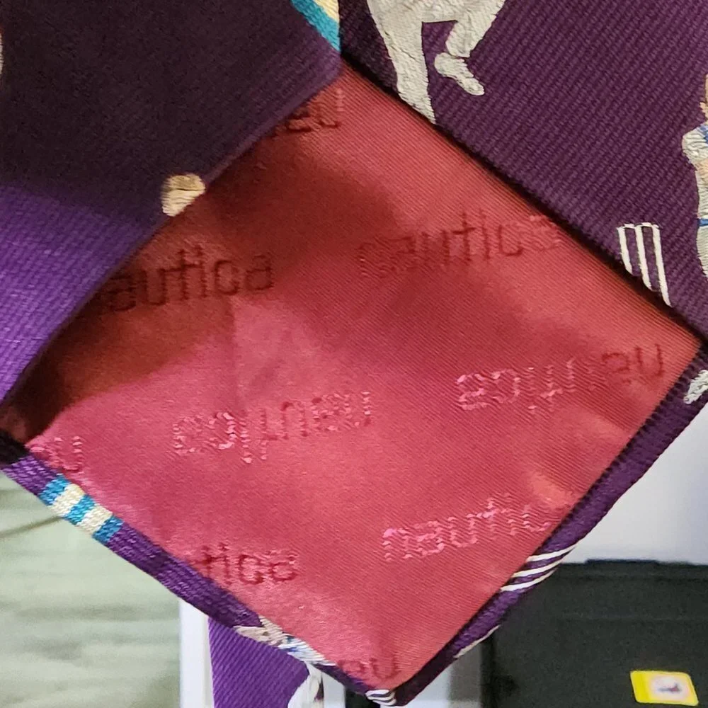 NAUTICA SPORTS THEMED TIE